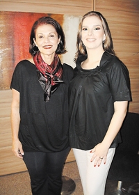Renata Goulart do Val e Sabrina Ceres Jacintho Teixeira Balieiro: No meu Socialmente Falando
